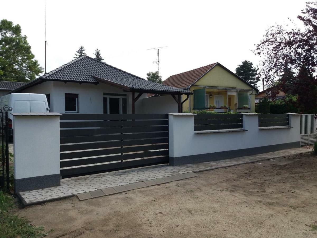 Tisza Dream Apartman Tiszakecske Exterior photo